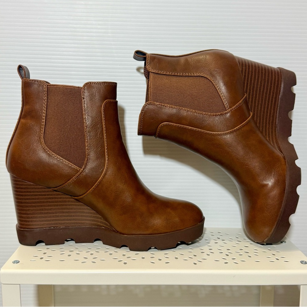 Xappeal Womens Elise Brown Chelsea Boots Size 6 Wedge